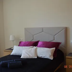  Apartamento Bright, Modern In The Heart Of